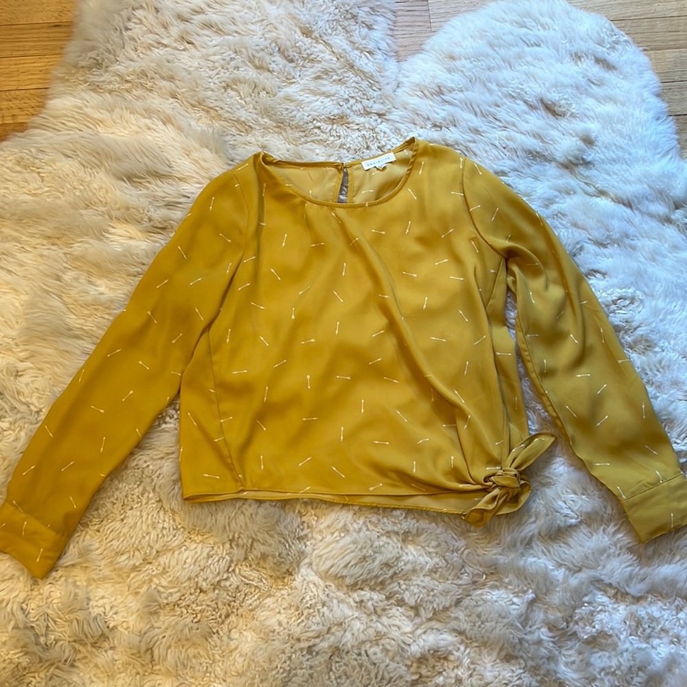 Blouse.
